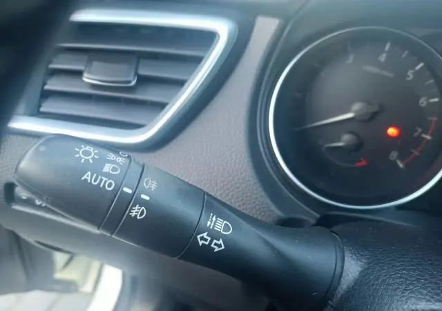 NISSAN Qashqai 1.2 DIG-T Acenta