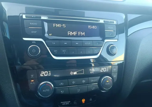 NISSAN Qashqai 1.2 DIG-T Acenta