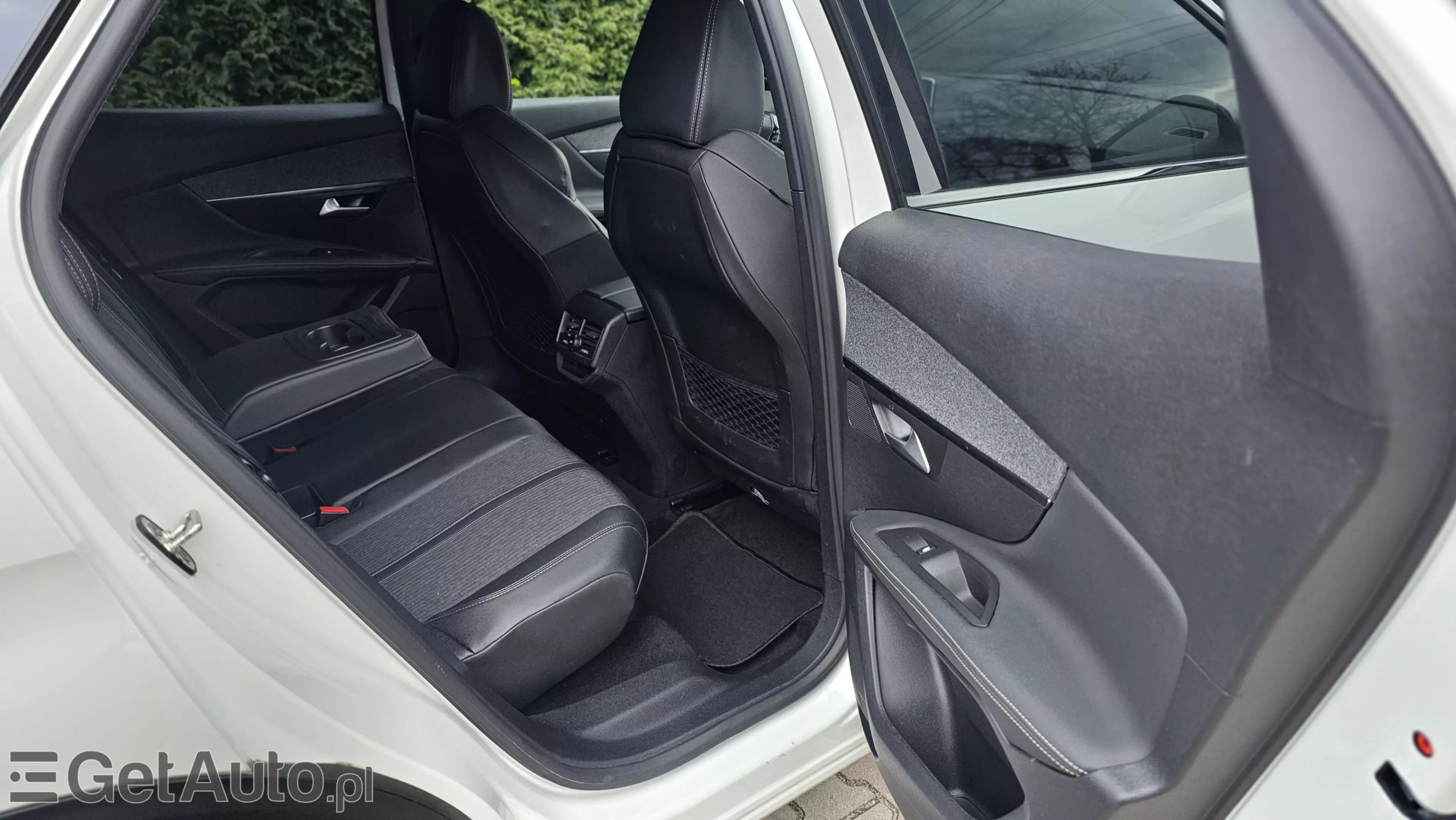 PEUGEOT 3008 GT 180 S&S Aut.