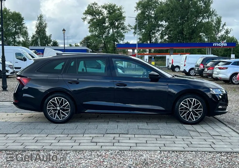 SKODA Octavia 2.0 TDI DSG Sportline