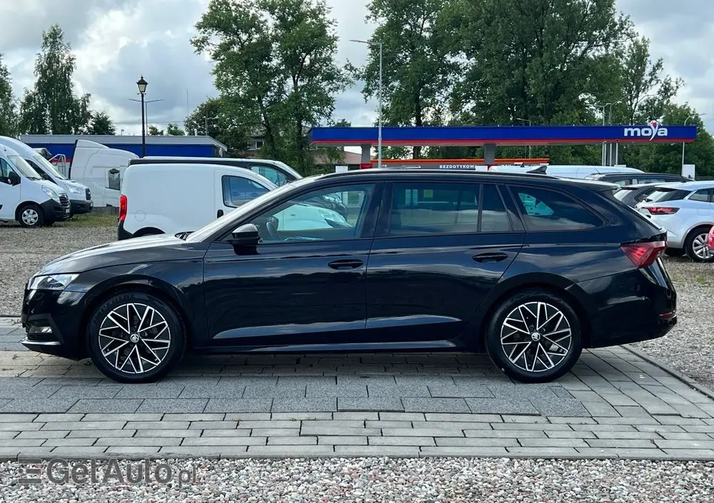 SKODA Octavia 2.0 TDI DSG Sportline