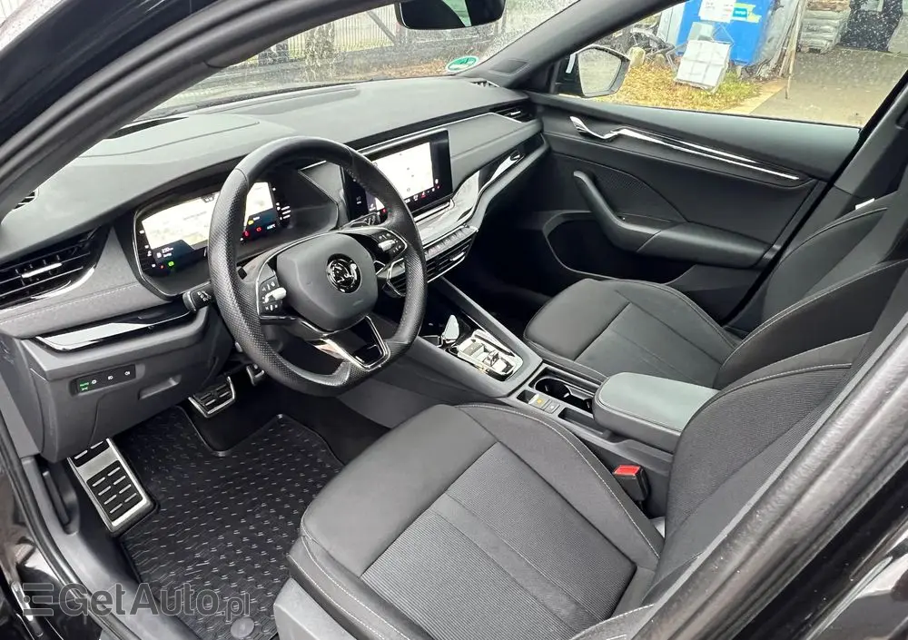 SKODA Octavia 2.0 TDI DSG Sportline