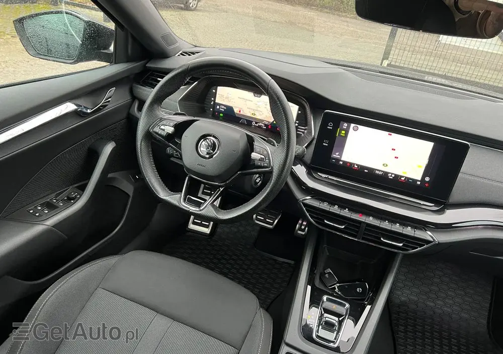 SKODA Octavia 2.0 TDI DSG Sportline