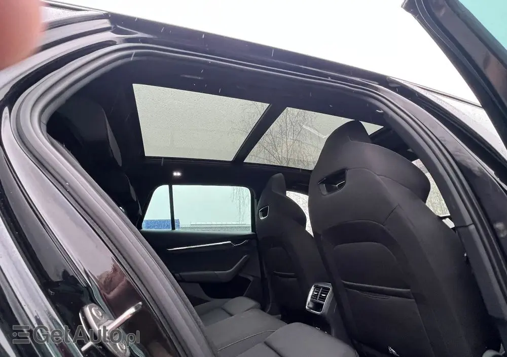 SKODA Octavia 2.0 TDI DSG Sportline