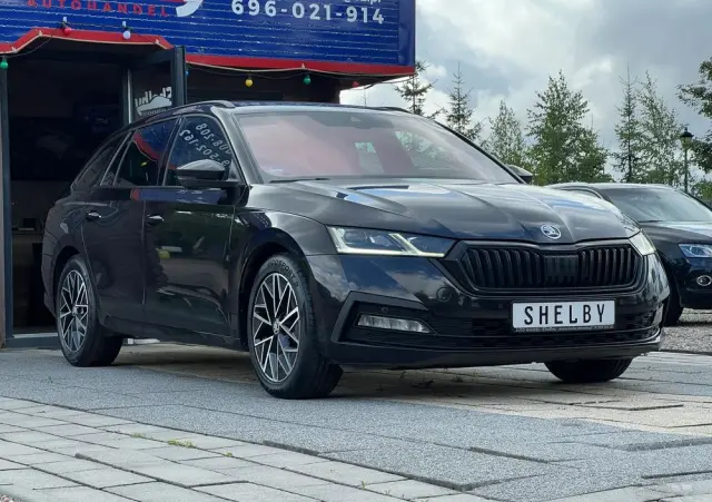 SKODA Octavia 2.0 TDI DSG Sportline