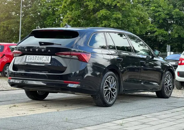 SKODA Octavia 2.0 TDI DSG Sportline