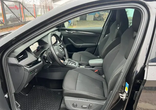 SKODA Octavia 2.0 TDI DSG Sportline