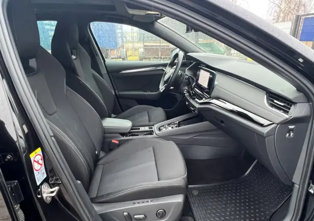 SKODA Octavia 2.0 TDI DSG Sportline