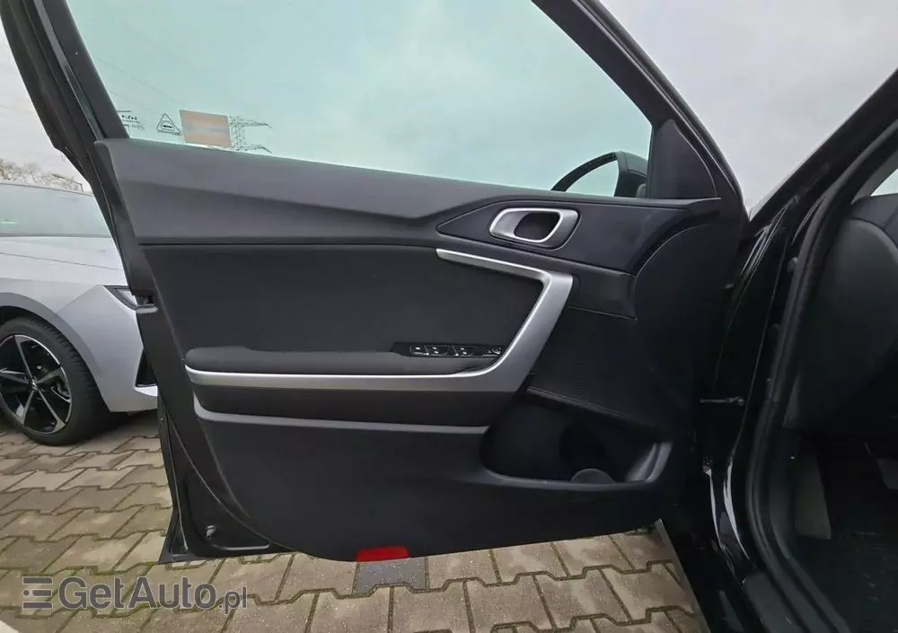 KIA Ceed 1.5 T-GDI M