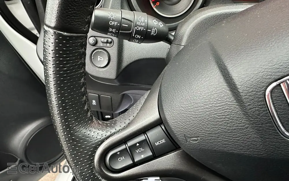 HONDA Jazz 1.4 i-VTEC S