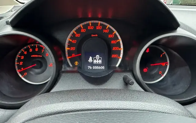 HONDA Jazz 1.4 i-VTEC S