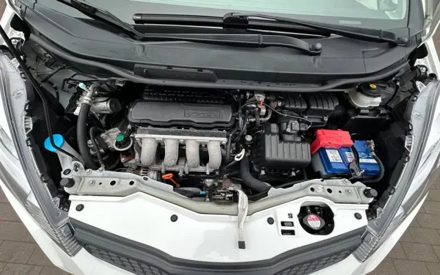 HONDA Jazz 1.4 i-VTEC S