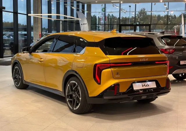 KIA K4 