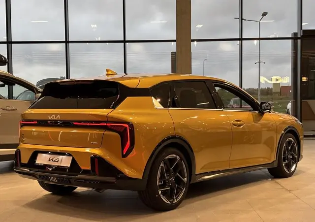 KIA K4 