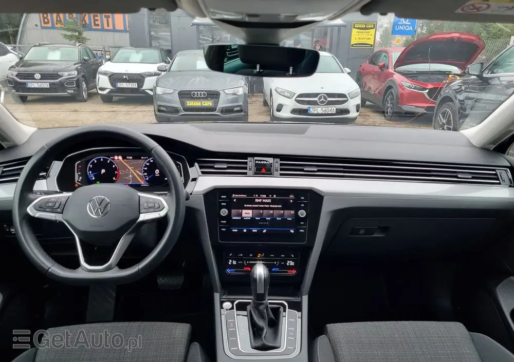 VOLKSWAGEN Passat Variant 1.5 TSI OPF DSG Business