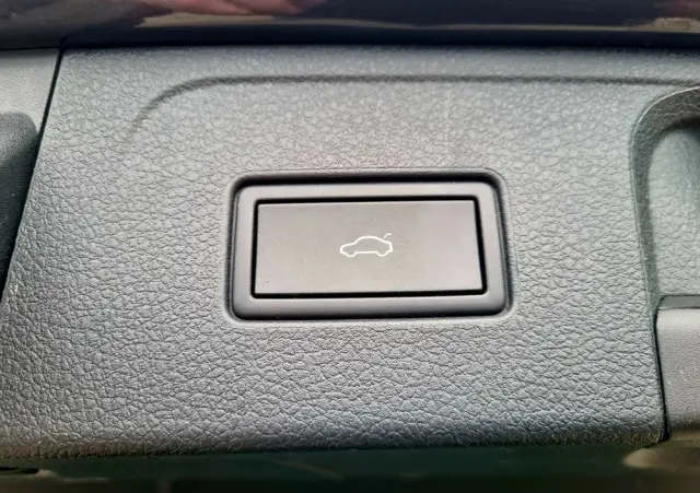 VOLKSWAGEN Passat Variant 1.5 TSI OPF DSG Business