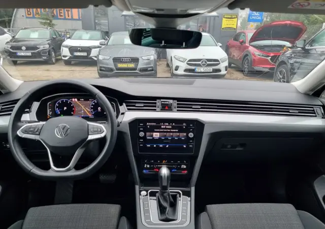VOLKSWAGEN Passat Variant 1.5 TSI OPF DSG Business