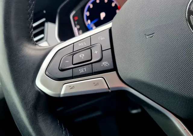 VOLKSWAGEN Passat Variant 1.5 TSI OPF DSG Business