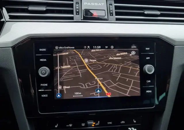 VOLKSWAGEN Passat Variant 1.5 TSI OPF DSG Business