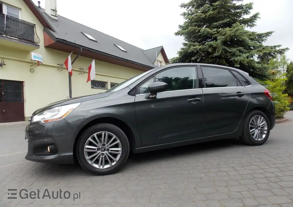 CITROËN C4 1.6 VTi Attraction