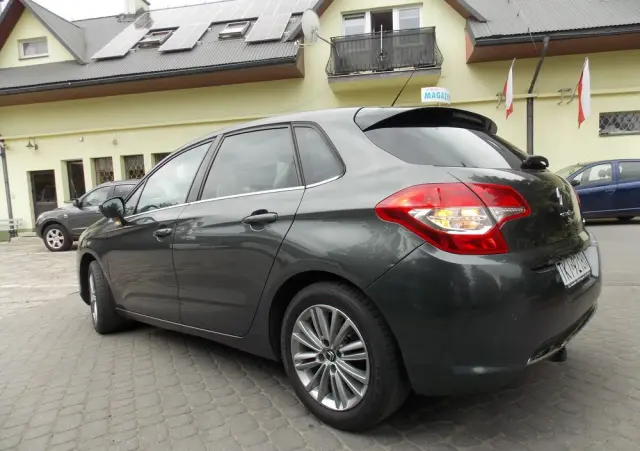 CITROËN C4 1.6 VTi Attraction