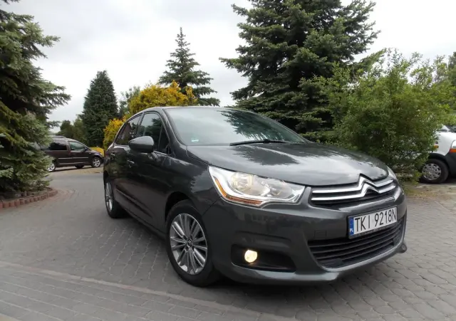 CITROËN C4 1.6 VTi Attraction