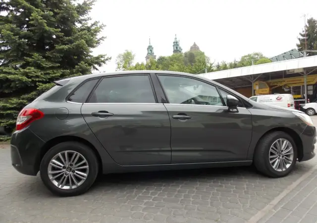 CITROËN C4 1.6 VTi Attraction