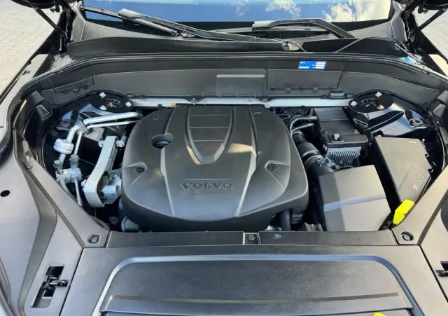 VOLVO XC 90 D5 AWD Geartronic Inscription