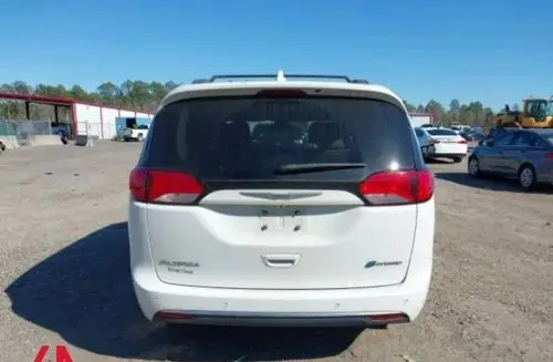 CHRYSLER Pacifica 