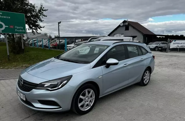 OPEL Astra 