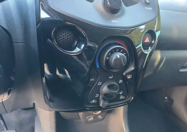 CITROËN C1 VTi 72 LIVE