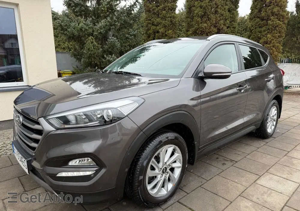 HYUNDAI Tucson 1.7 CRDI BlueDrive TourdePologne 2WD