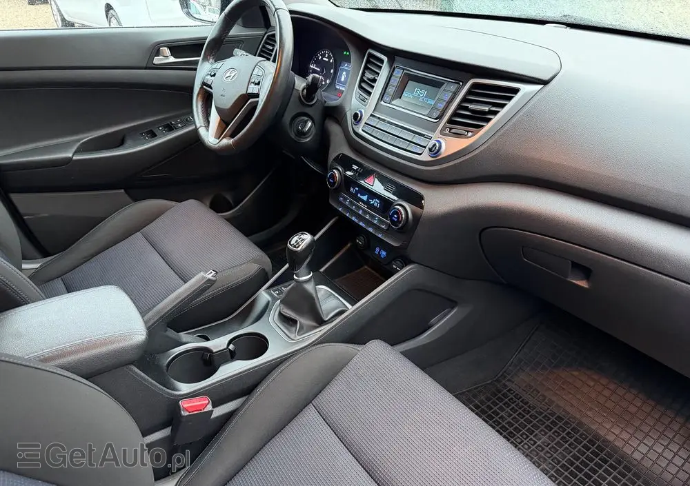 HYUNDAI Tucson 1.7 CRDI BlueDrive TourdePologne 2WD