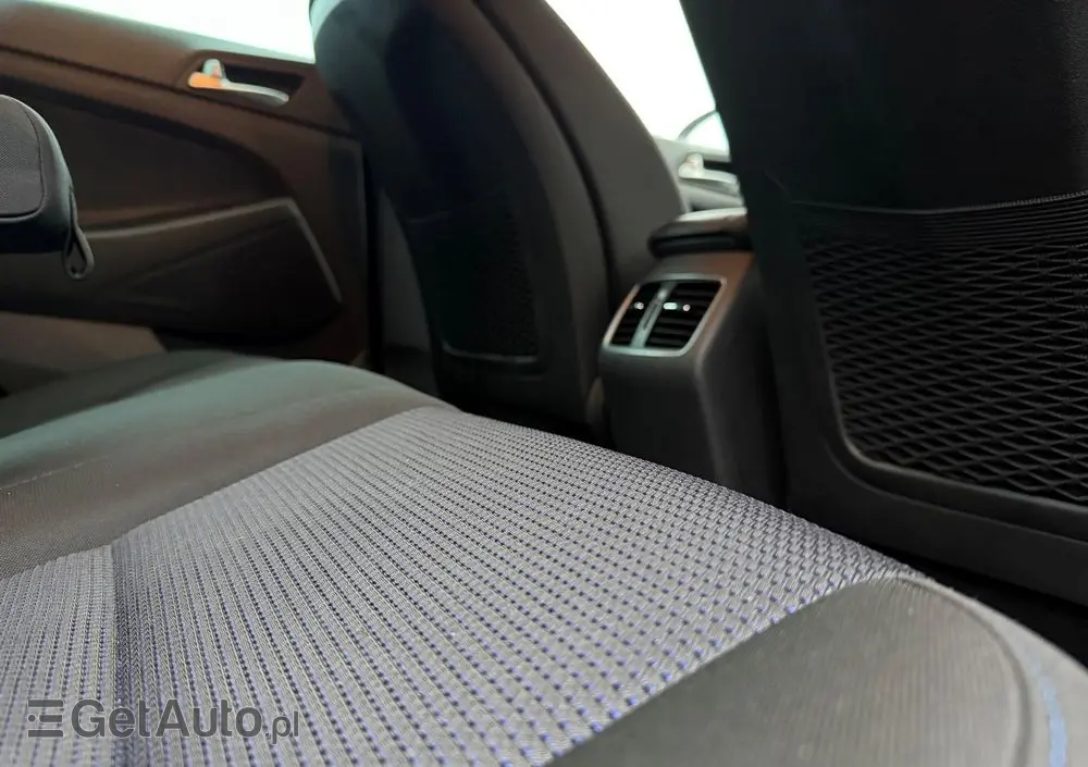 HYUNDAI Tucson 1.7 CRDI BlueDrive TourdePologne 2WD