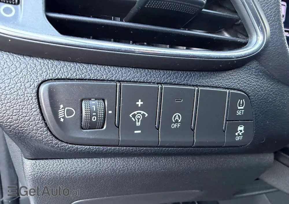 HYUNDAI Tucson 1.7 CRDI BlueDrive TourdePologne 2WD