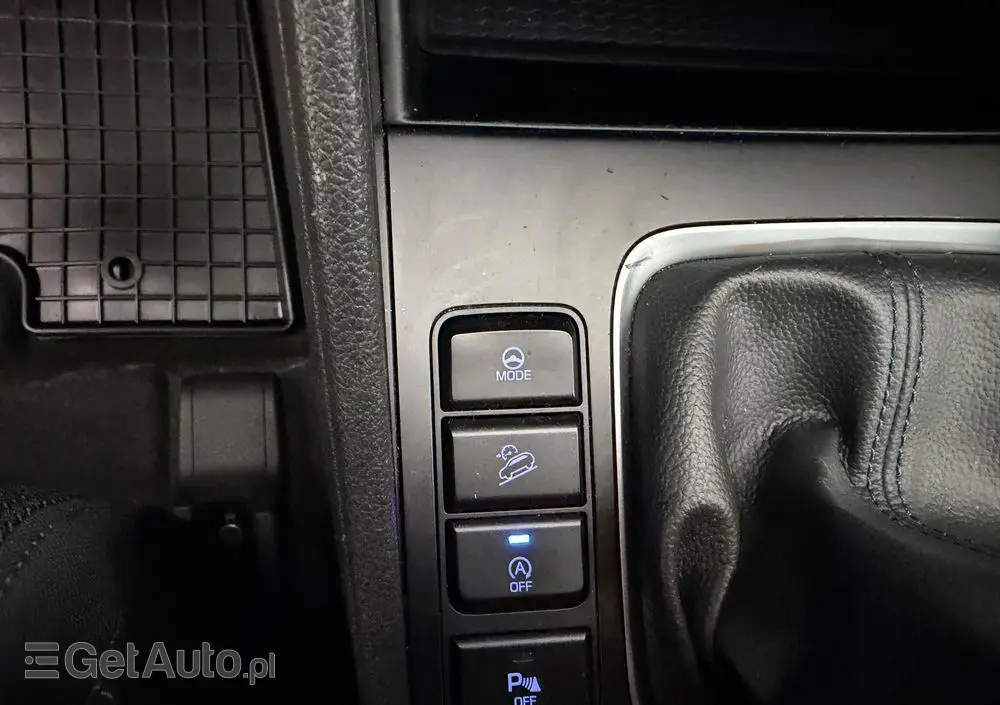 HYUNDAI Tucson 1.7 CRDI BlueDrive TourdePologne 2WD