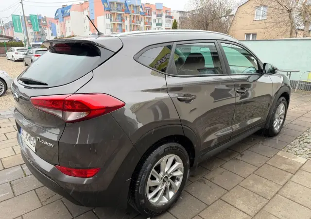 HYUNDAI Tucson 1.7 CRDI BlueDrive TourdePologne 2WD