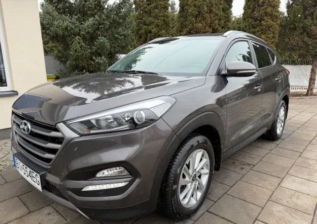 HYUNDAI Tucson 1.7 CRDI BlueDrive TourdePologne 2WD