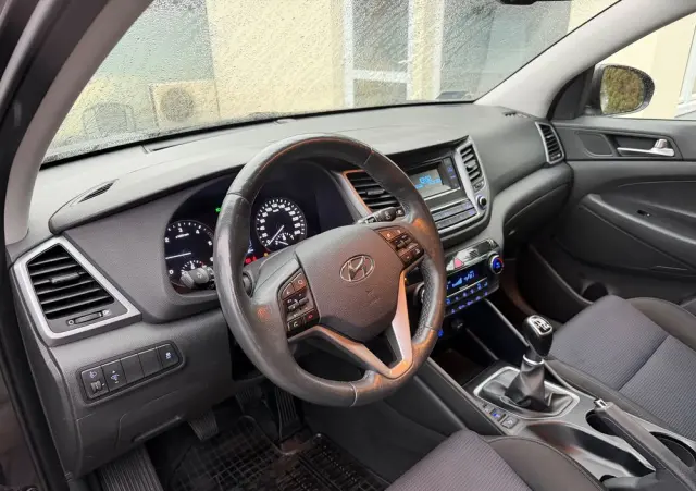 HYUNDAI Tucson 1.7 CRDI BlueDrive TourdePologne 2WD