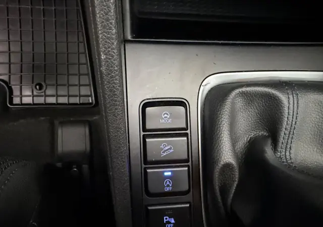 HYUNDAI Tucson 1.7 CRDI BlueDrive TourdePologne 2WD