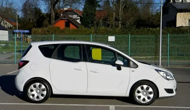 OPEL Meriva 