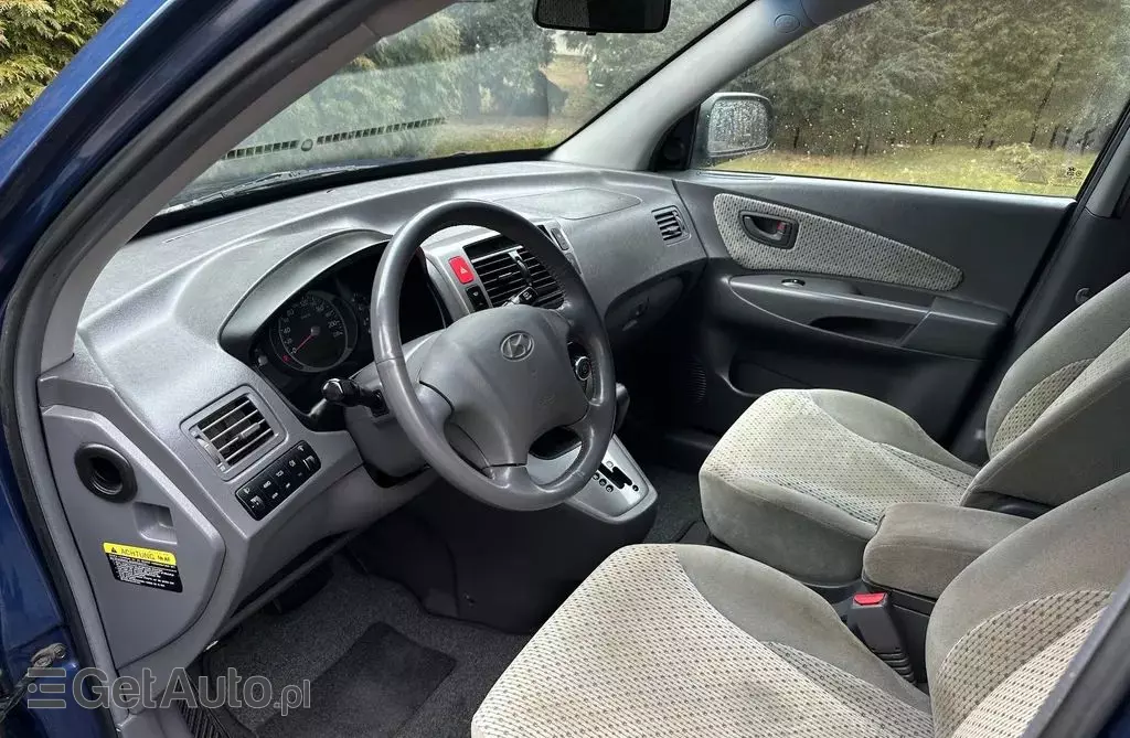 HYUNDAI Tucson 