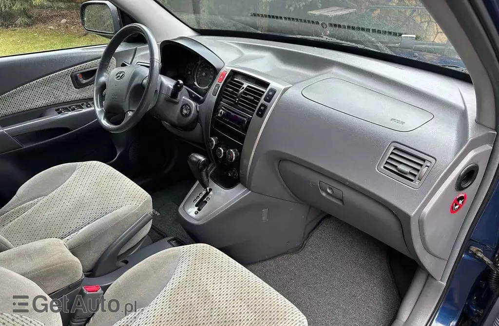 HYUNDAI Tucson 