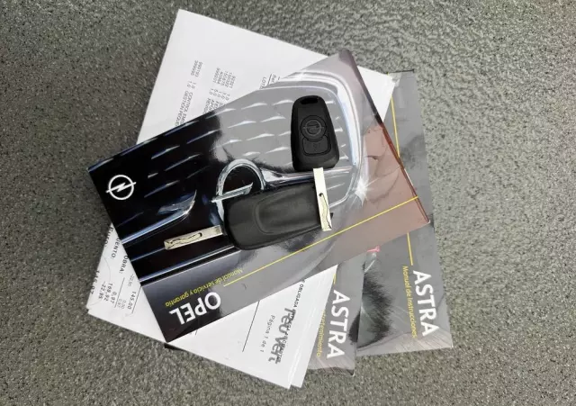 OPEL Astra 1.6 D (CDTI) Dynamic