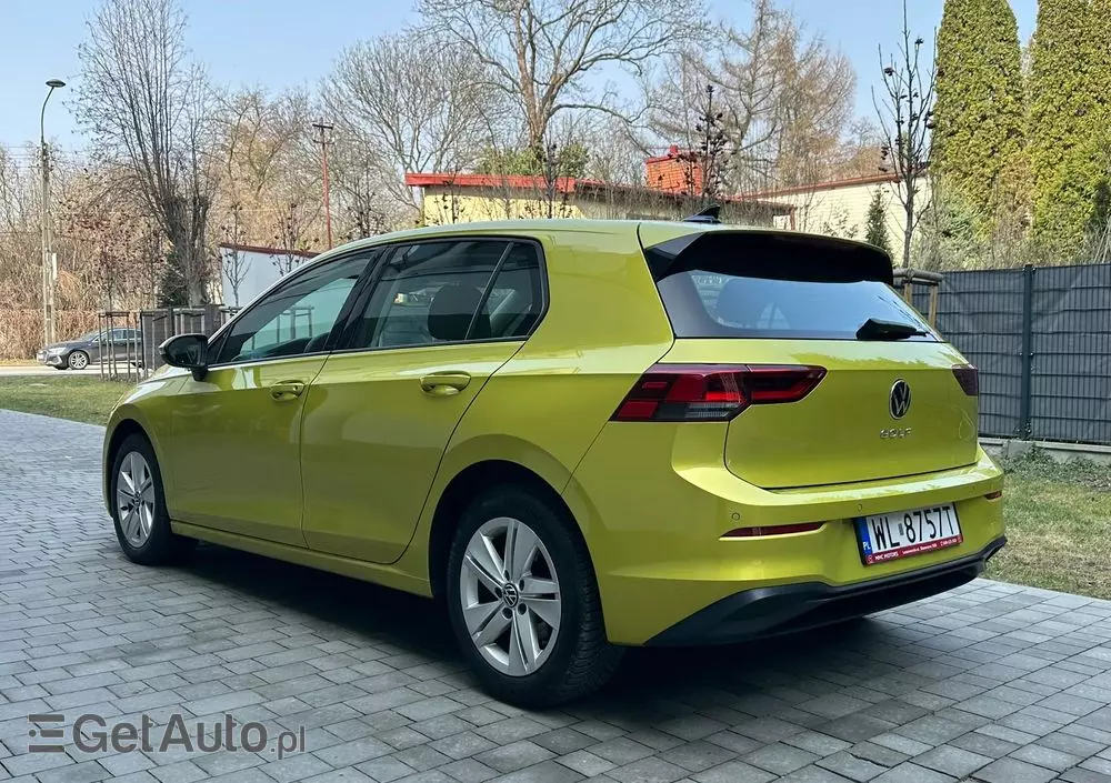 VOLKSWAGEN Golf VIII 1.0 TSI Life