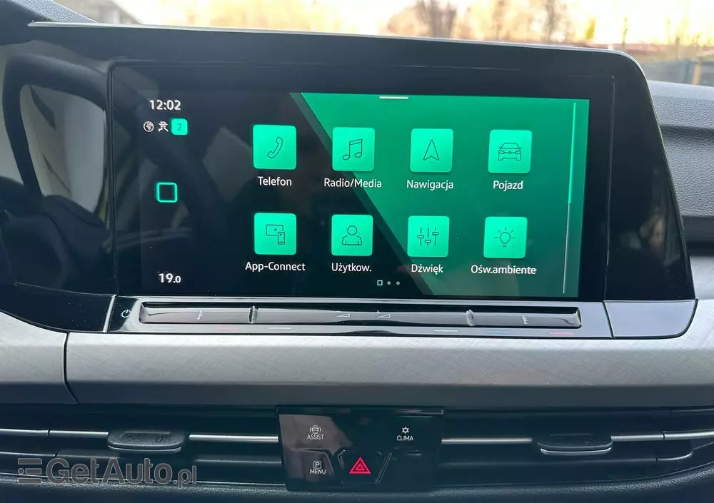 VOLKSWAGEN Golf VIII 1.0 TSI Life