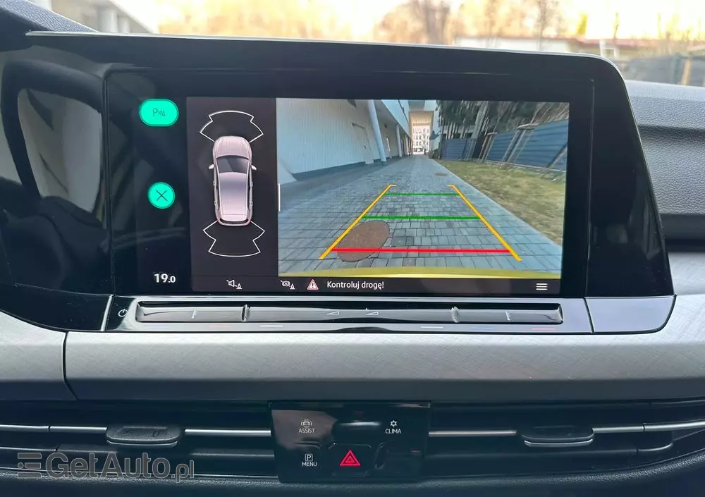 VOLKSWAGEN Golf VIII 1.0 TSI Life