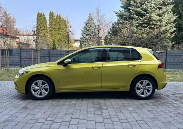 VOLKSWAGEN Golf VIII 1.0 TSI Life