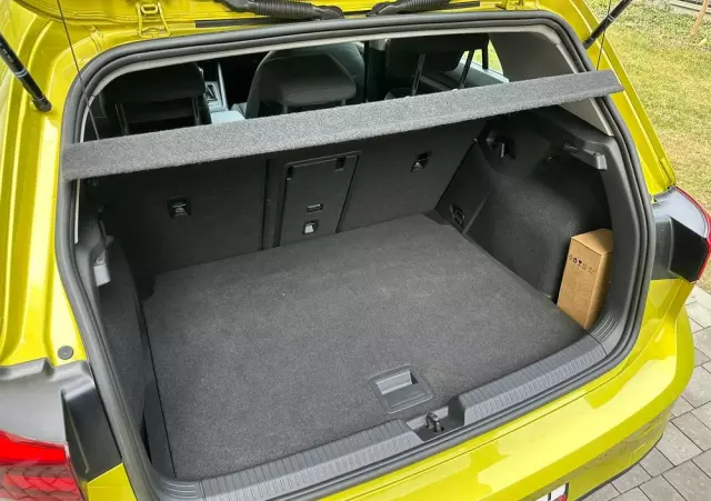 VOLKSWAGEN Golf VIII 1.0 TSI Life