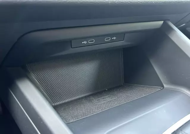 VOLKSWAGEN Golf VIII 1.0 TSI Life